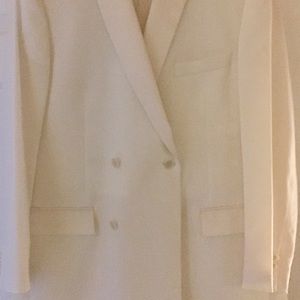 Gentleman’s Dinner Jacket